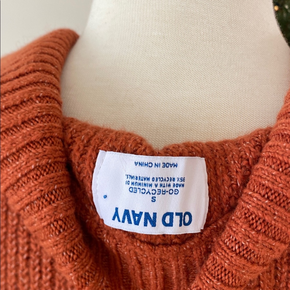 Old Navy Rib-Knit Quarter Zip Rust Color - Picture 4 of 5